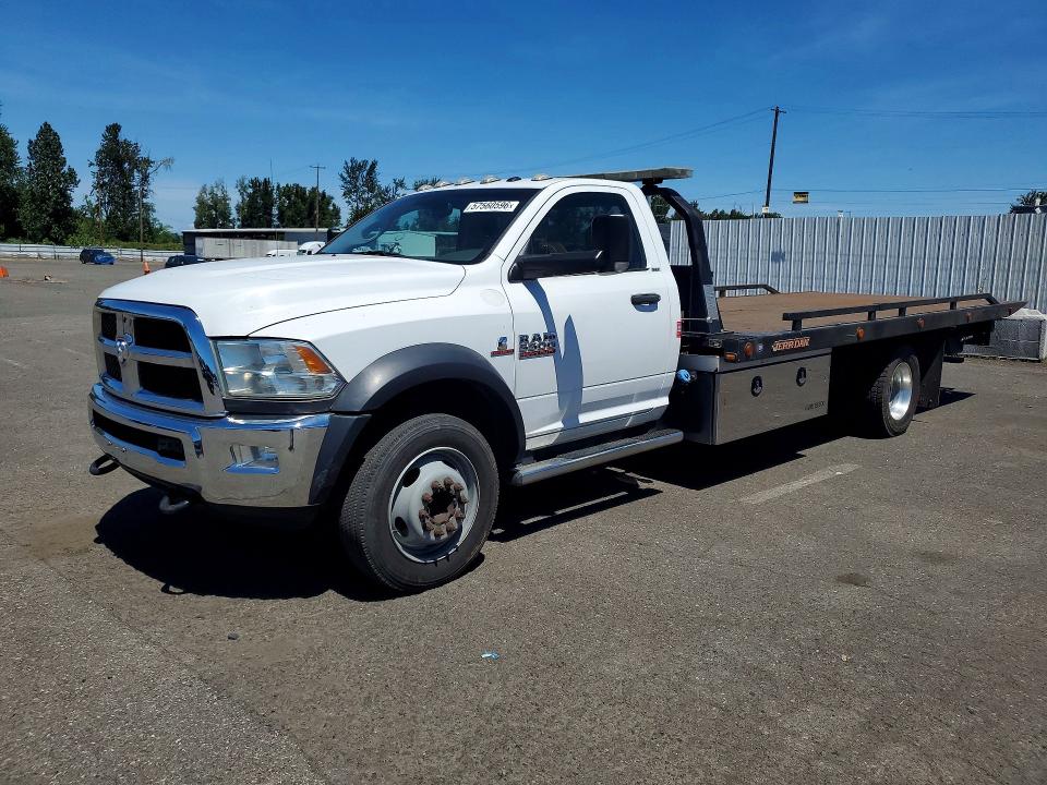 2016 RAM 5500 - FLATBED TRUCK photo 1