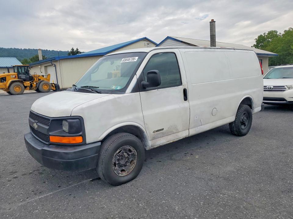 2006 CHEVROLET EXPRESS G2500 photo 1
