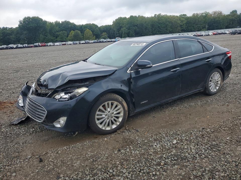 2015 TOYOTA AVALON HYBRID XLE TOURING photo 1