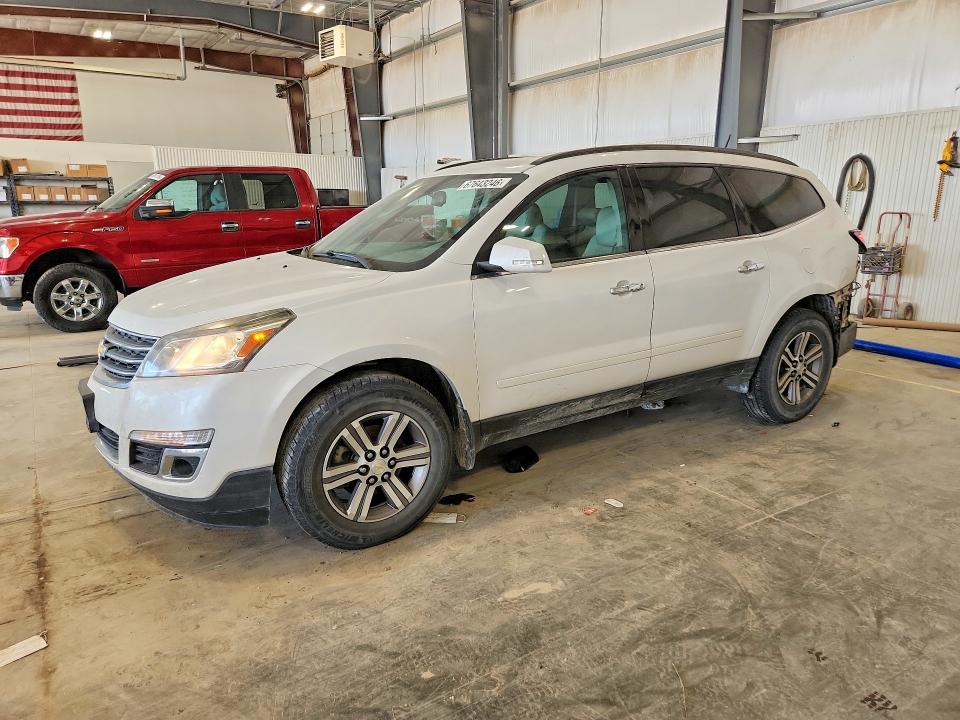 2016 CHEVROLET TRAVERSE LT photo 1
