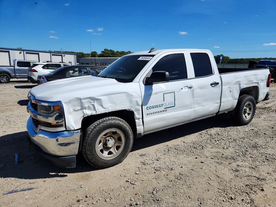 2017 CHEVROLET SILVERADO C1500 photo 1
