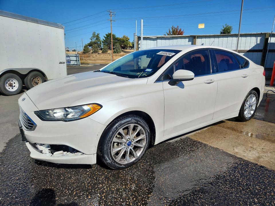 2017 FORD FUSION SE photo 1