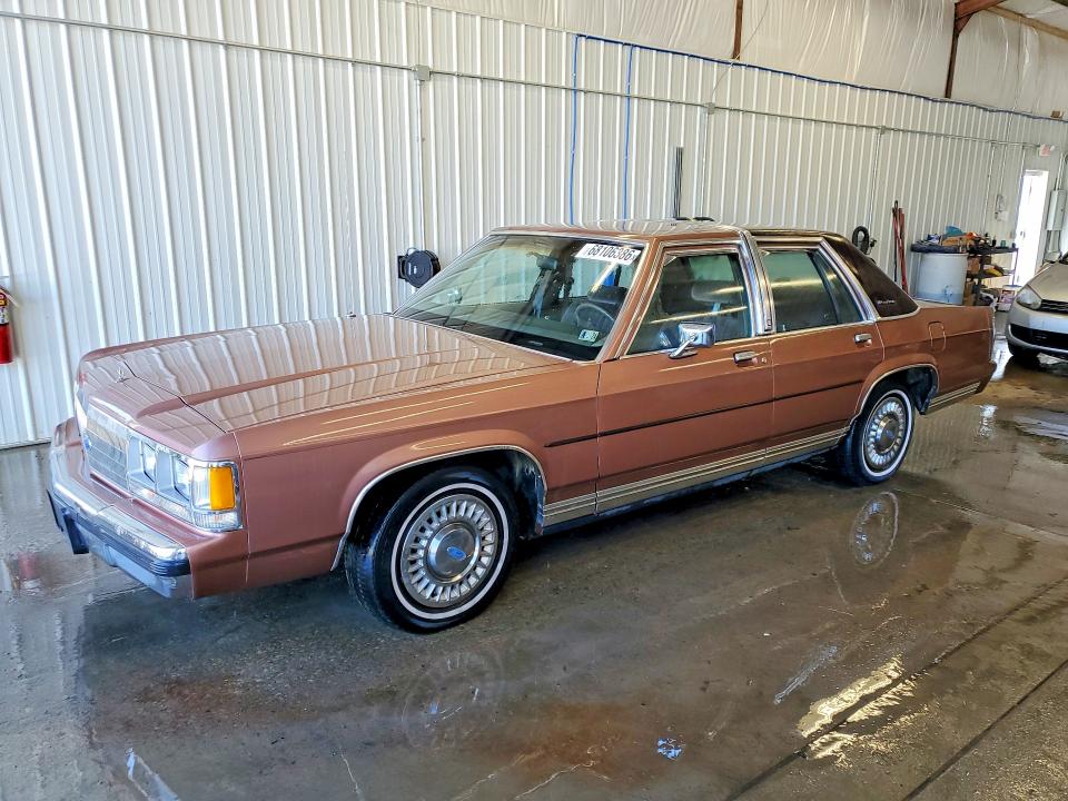 1991 FORD CROWN VICTORIA photo 1