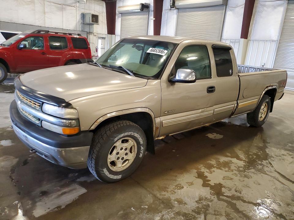 2001 CHEVROLET SILVERADO K1500 photo 1