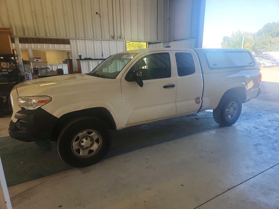 2022 TOYOTA TACOMA SR photo 1