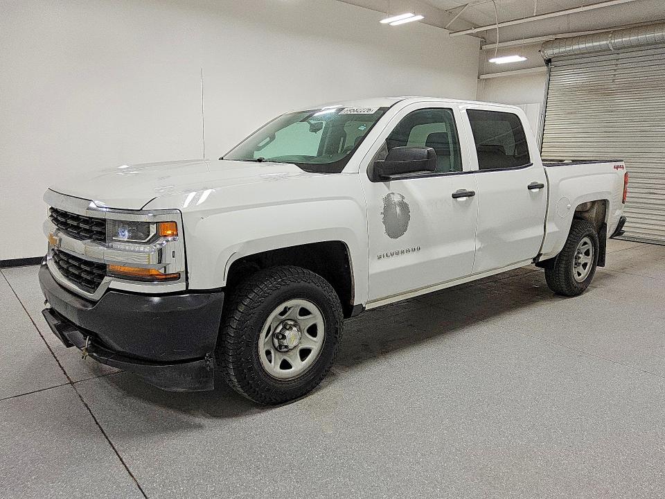 2018 CHEVROLET SILVERADO K1500 photo 1