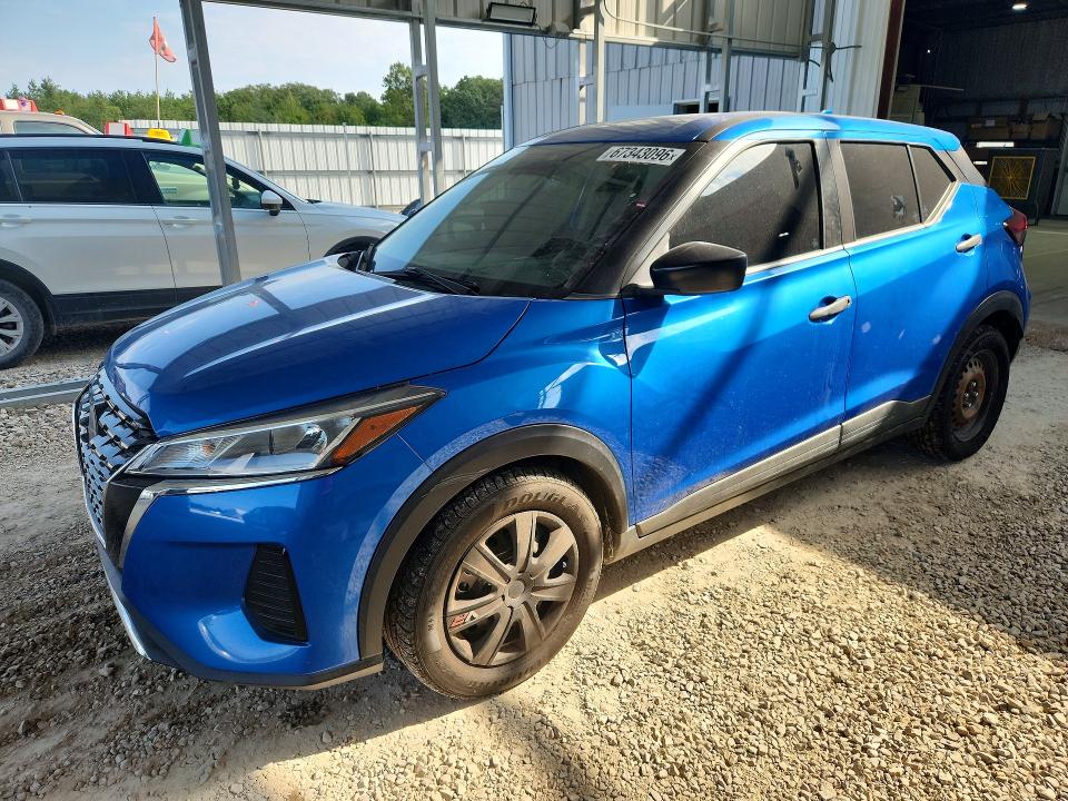 2021 NISSAN KICKS S photo 1