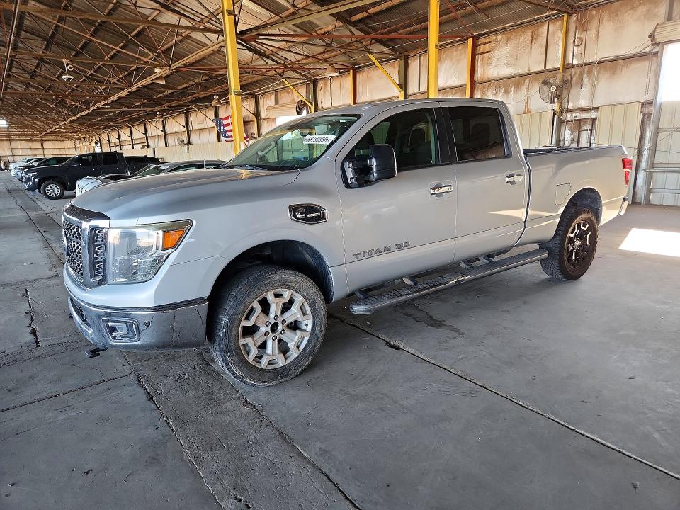 2016 NISSAN TITAN XD SV photo 1