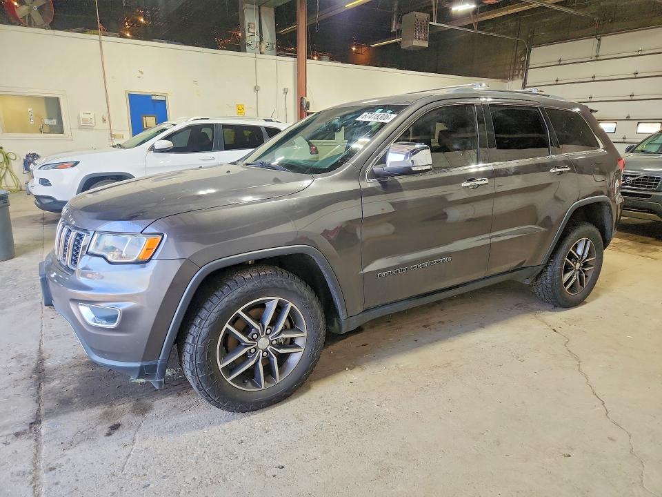 2017 JEEP GRAND CHEROKEE photo 1